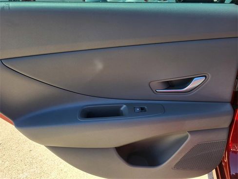 New 2025 Hyundai Elantra Sport image 7