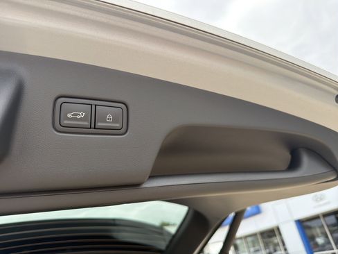 Used 2026 Hyundai Palisade SEL FWD image 26