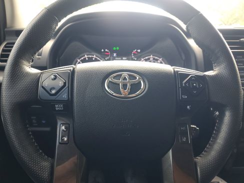 Certified 2024 Toyota 4Runner TRD Off-Road Premium w/ Off Road Premium Plus Package AWD/4WD image 21