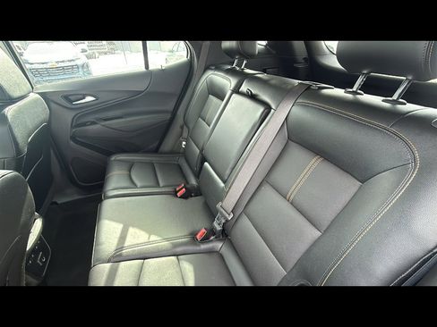 Used 2024 Chevrolet Equinox Premier image 23