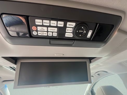 Used 2012 Honda Odyssey Touring image 31