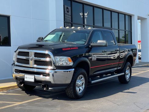 Used 2018 RAM 2500 Tradesman w/ Chrome Appearance Group AWD/4WD image 7