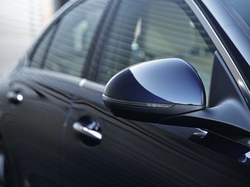 Used 2023 Mercedes-Benz C 300 C 300 w/ Exclusive Trim Package image 12