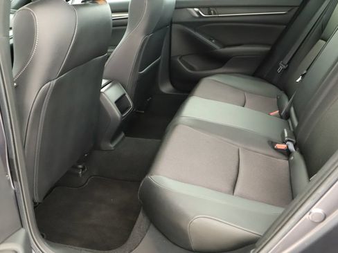 Used 2019 Honda Accord Sport image 27