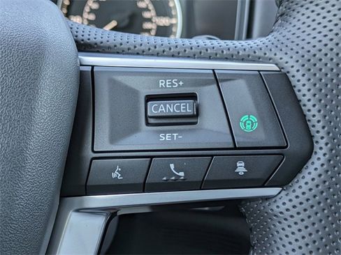 New 2025 Mitsubishi Outlander SE image 29