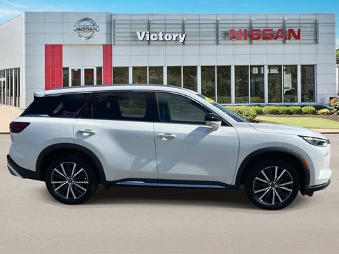 Used 2024 INFINITI QX60 Sensory AWD/4WD image 2