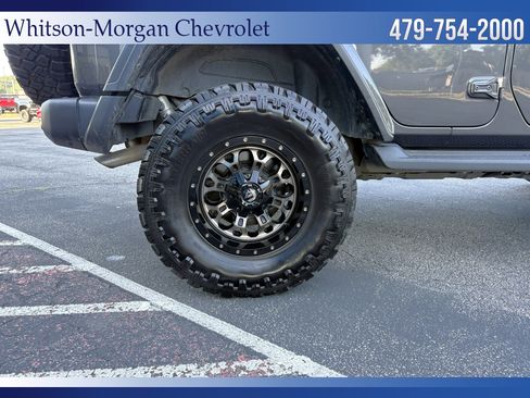 Used 2021 Jeep Wrangler Unlimited Rubicon AWD/4WD image 10