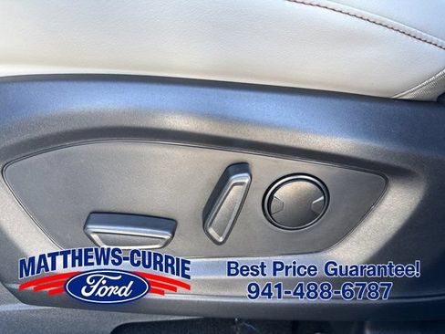New 2026 Ford Explorer Active w/ Active Comfort Package RWD image 10