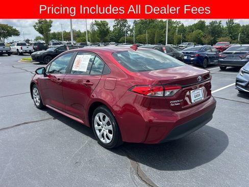 Used 2023 Toyota Corolla LE FWD image 14