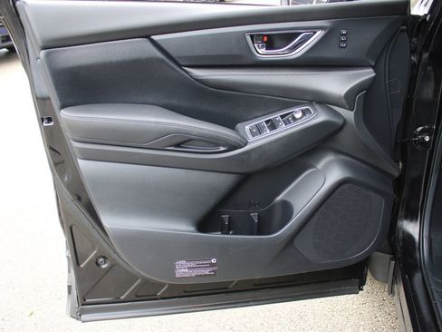 Used 2023 Subaru Ascent Limited image 5