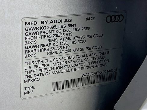 Used 2023 Audi Q5 e Premium Plus w/ Premium Plus Package image 33