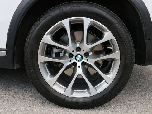 Used 2024 BMW X5 sDrive40i w/ Parking Assistance Package RWD image 8