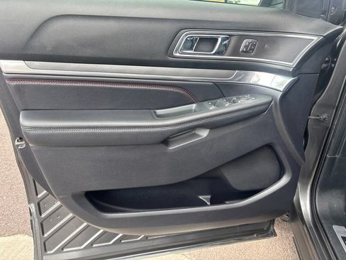 Used 2019 Ford Explorer Sport w/ Equipment Group 401A AWD/4WD image 11