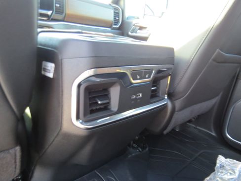New 2026 Chevrolet Silverado 2500 High Country w/ Technology Package AWD/4WD image 17