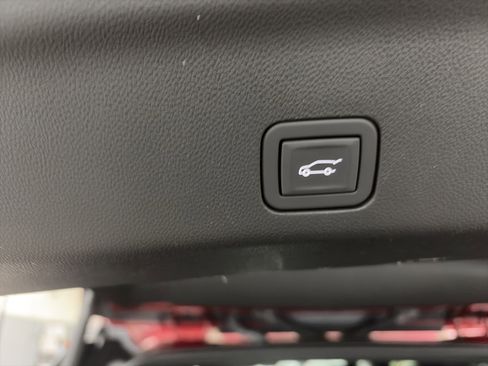 Used 2023 Chevrolet Tahoe High Country image 31