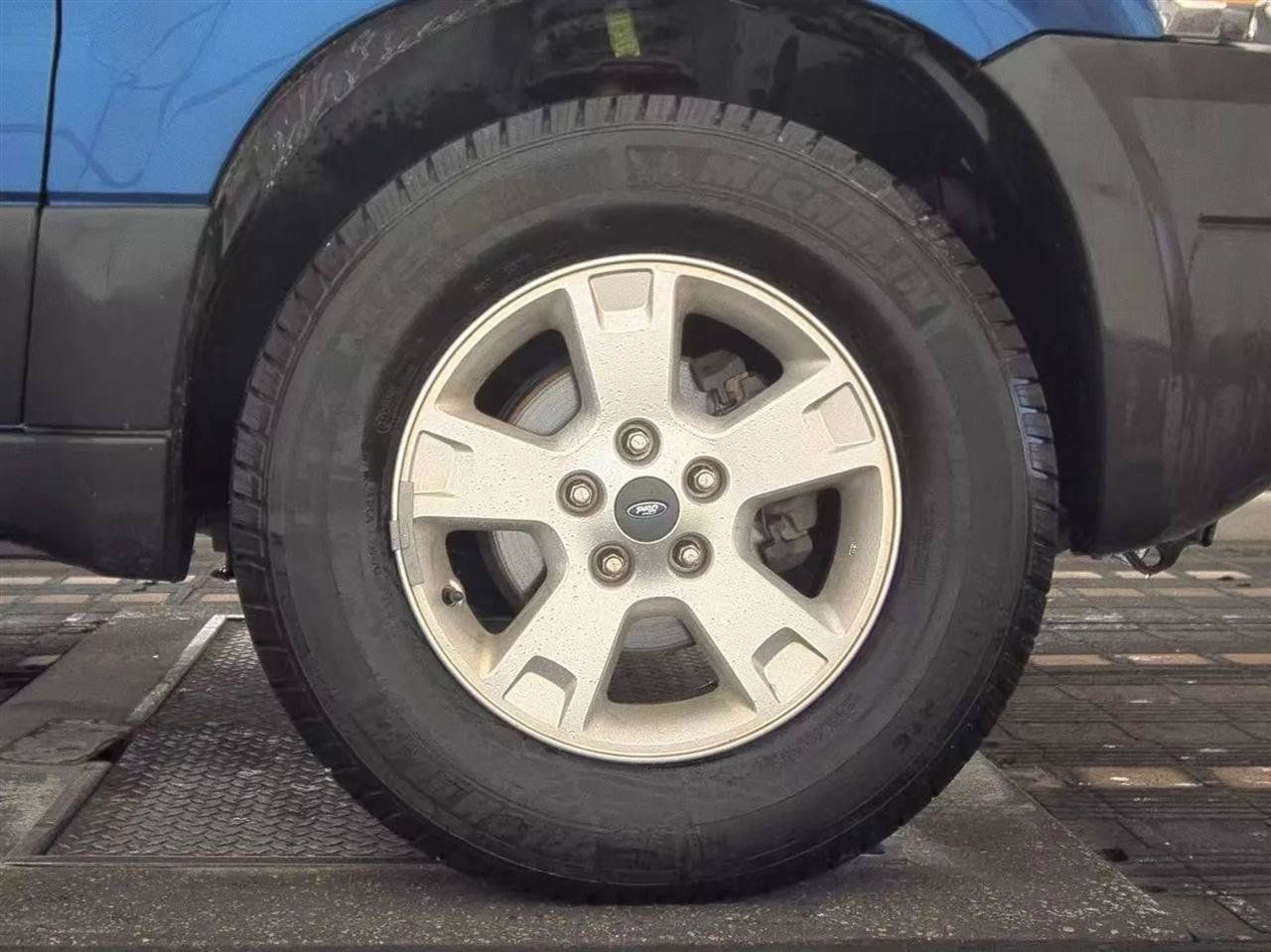 Used 2007 Ford Escape XLT FWD image 10