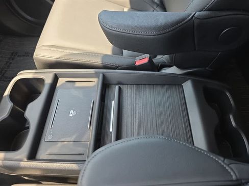 Certified 2026 Honda Odyssey EX-L image 24