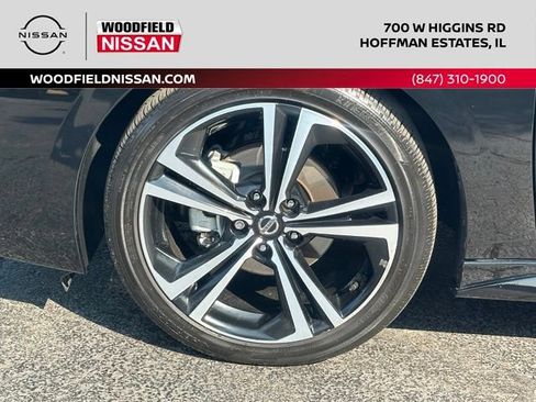 Certified 2023 Nissan Sentra SR w/ SR Premium Package FWD image 7