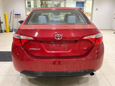Used 2015 Toyota Corolla LE image 5