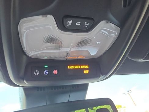 Certified 2025 Chevrolet Colorado Z71 AWD/4WD image 21