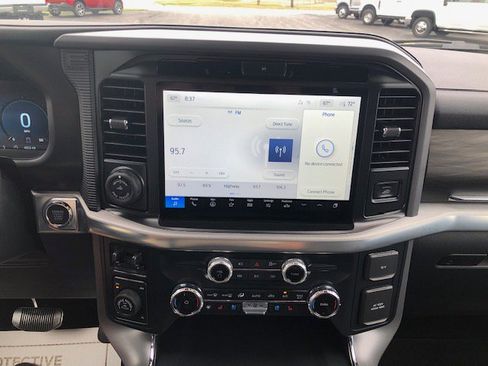 New 2025 Ford F150 Lariat w/ Equipment Group 502A High image 19