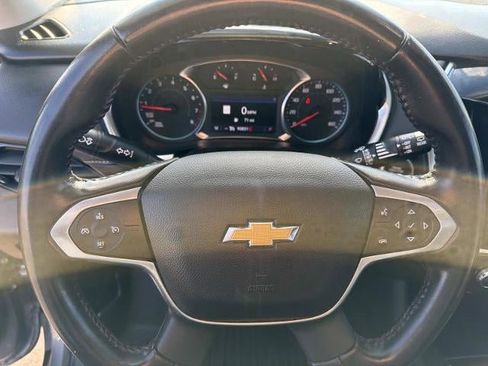 Used 2021 Chevrolet Traverse LT w/ LT Premium Package image 33