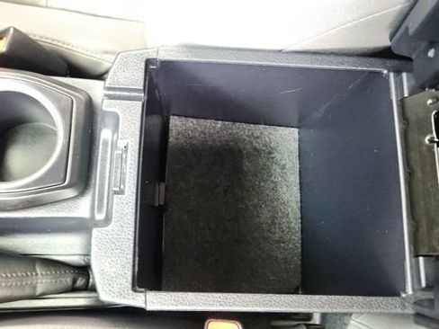 Used 2020 Toyota Tacoma SR image 51