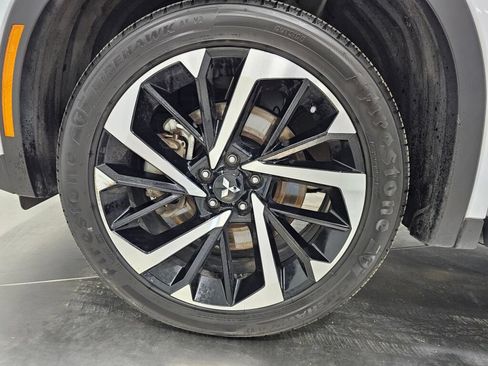 Used 2024 Mitsubishi Outlander SE AWD/4WD image 9