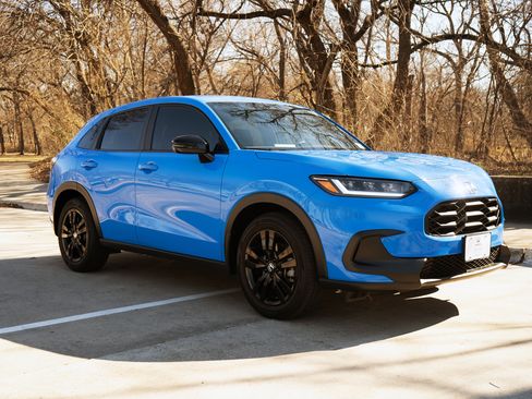 Used 2026 Honda HR-V Sport image 2