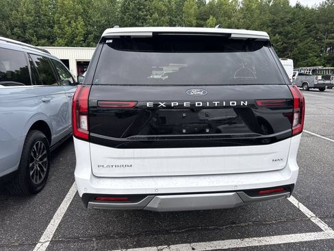 Used 2025 Ford Expedition Max Platinum w/ Driver's Package AWD/4WD image 16