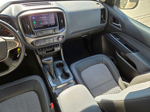 Used 2021 Chevrolet Colorado Z71 w/ Safety Package RWD image 15