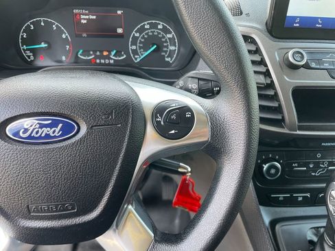 Used 2022 Ford Transit Connect XL FWD image 17
