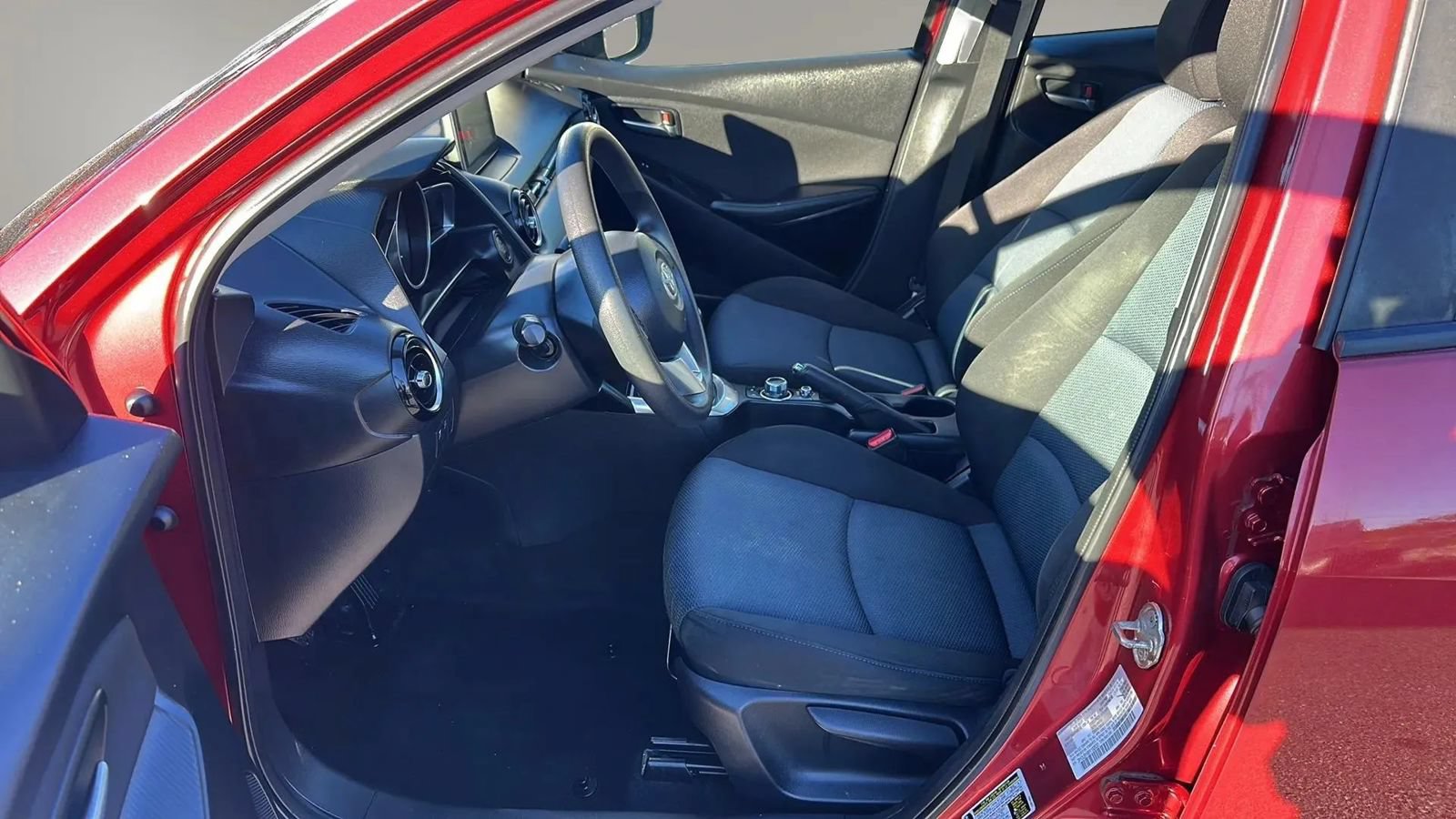 Used 2017 Toyota Yaris iA FWD image 6