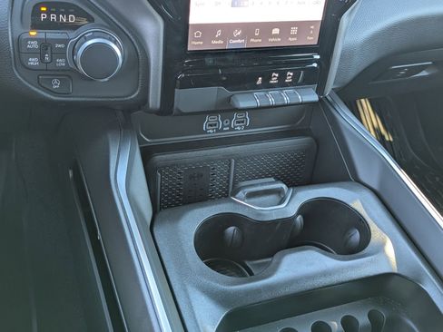 New 2026 RAM 1500 Big Horn AWD/4WD image 17