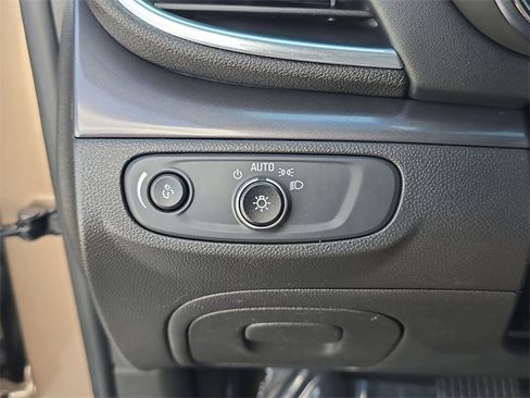 Certified 2019 Buick Encore Preferred w/ Safety Package image 21