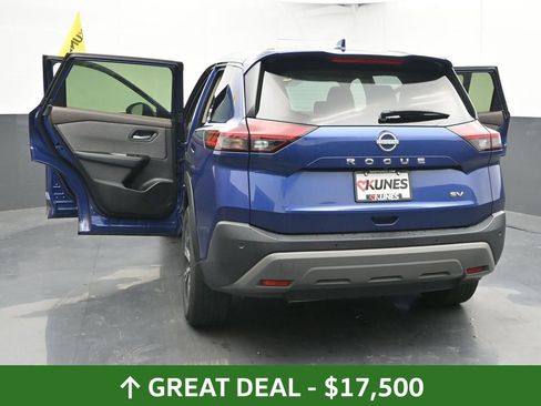 Used 2023 Nissan Rogue SV image 55