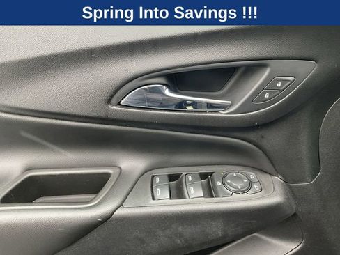 Used 2020 Chevrolet Equinox LT w/ Driver Convenience Package AWD/4WD image 15