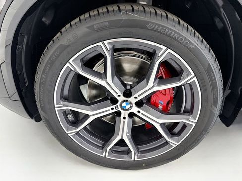 Used 2026 BMW X5 xDrive40i w/ M Sport Package AWD/4WD image 29