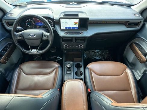 Used 2022 Ford Maverick Lariat w/ Lariat Luxury Package image 18