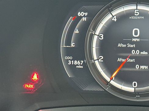 Used 2023 Lexus IS 350 F Sport image 9