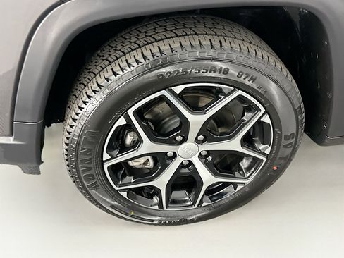 Used 2024 Jeep Compass Limited w/ Sun and Sound Group image 11