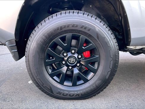 Used 2023 Toyota Tacoma SR image 12