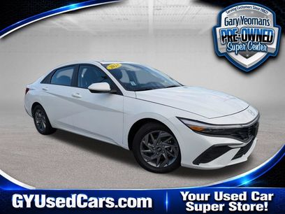 Used 2024 Hyundai Elantra SEL