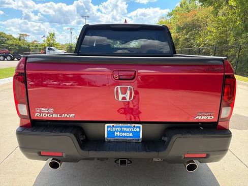 Used 2022 Honda Ridgeline Sport image 4