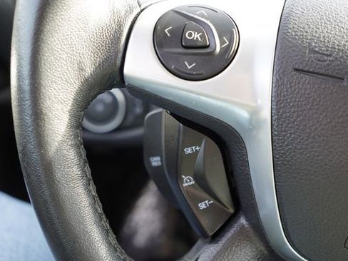 Used 2017 Ford C-MAX SE image 28