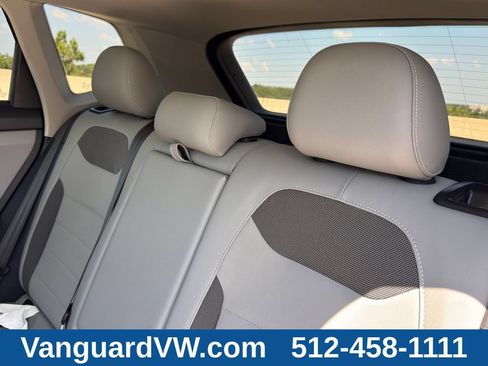 Used 2023 Volkswagen Taos SE w/ Panoramic Sunroof Package FWD image 26