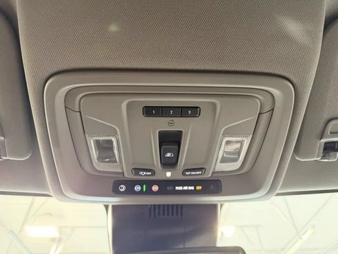 Used 2024 Chevrolet Silverado 1500 LTZ AWD/4WD image 36