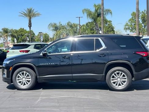 Used 2023 Chevrolet Traverse LT image 7