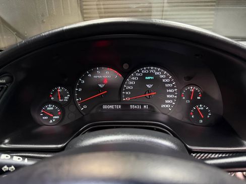 Used 2002 Chevrolet Corvette Coupe w/ Preferred Equipment Group2 image 29