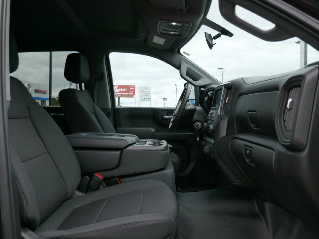 Certified 2022 Chevrolet Silverado 2500 Custom w/ Custom Convenience Package AWD/4WD image 14